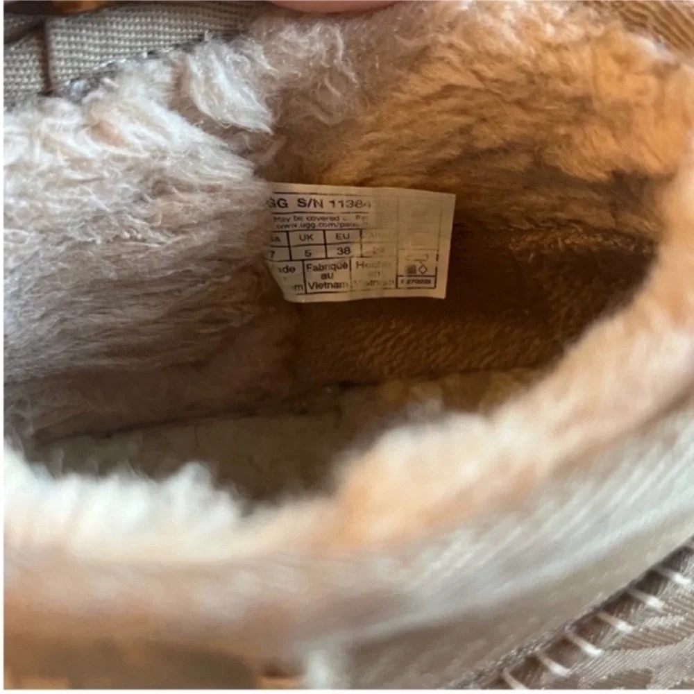 UGG Classic Ultra Mini Monogram - Picture 8 of 13